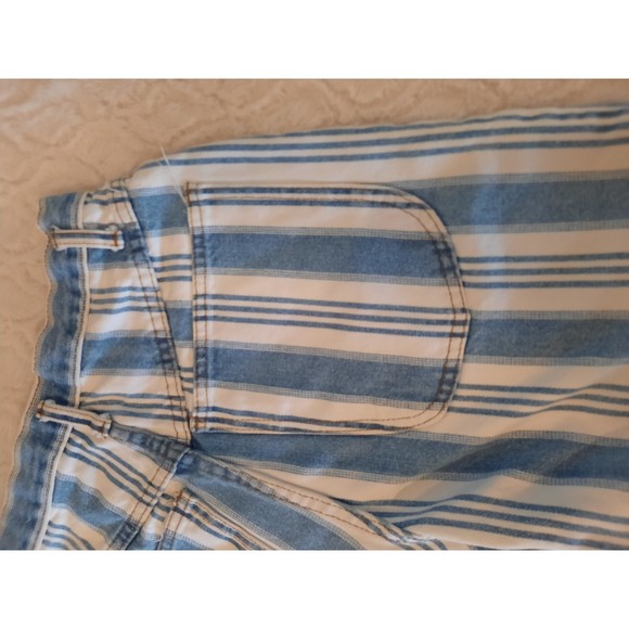 Vintage Made In The Shade Women's Shorts, Blue and White Stripes Size 5 - Picture 4 of 11